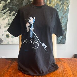 Size M - Elvis Graphic T-Shirt